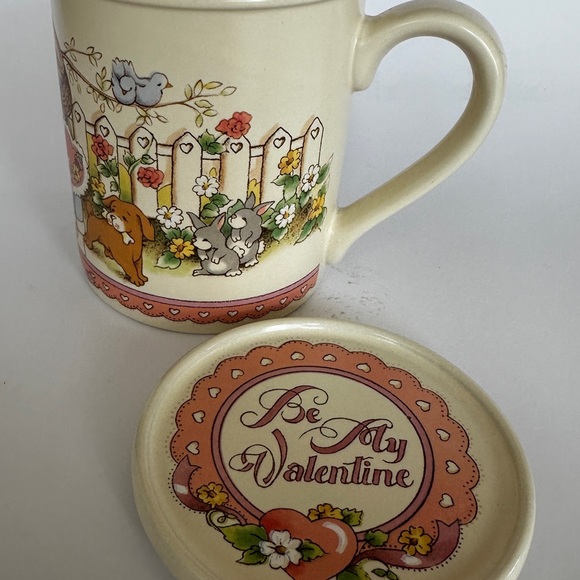 Country Kids Collectible Coffee Tea Cup with Coaster Lid Vintage Be my Valentine - Picture 1 of 6